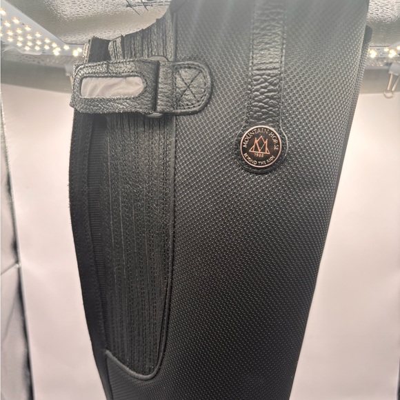 MOUNTAIN HORSE Women’s 8 Thinsulate Tall English Boots Black Rimfrost Rider READ - Picture 3 of 16